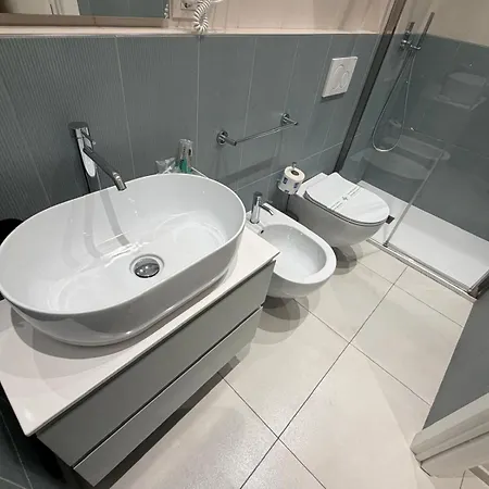 Di Passaggio 3* باري